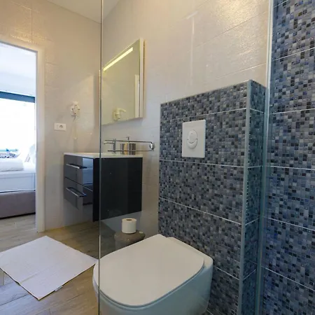Blue Lagoon Villa