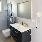 Blue Lagoon Вилла *