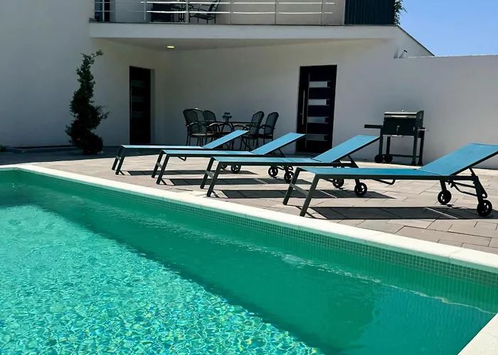 Blue Lagoon Villa *